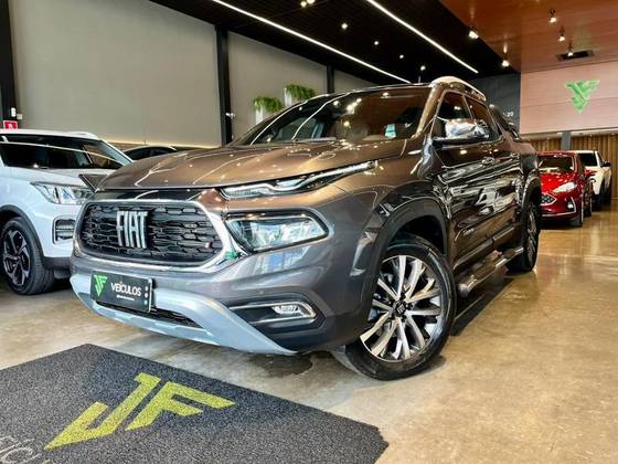 FIAT TORO 2.0 16V TURBO DIESEL RANCH 4WD AT9